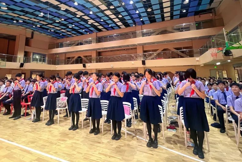 五四精神啟新篇，青春逐夢(mèng)向未來——?？谏礁咧袑W(xué)2025年離隊(duì)入團(tuán)儀式順利舉行-圖片5