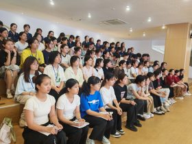 觀游戲 研兒童 促發(fā)展——?？谑猩礁哂變簣@基地園專題培訓活動